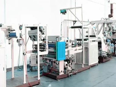 التخصيص هو الملك: كيف نصمم الصفائح البلاستيكية لتلبية احتياجات العملاء الفريدة